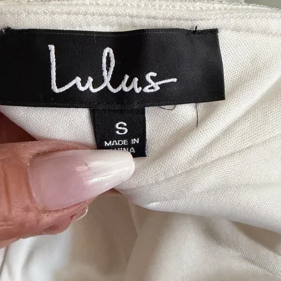 Lulus White Lace Overlay Bridal Gown With V-Back & Flutter Sleeves - Picture 4 of 10